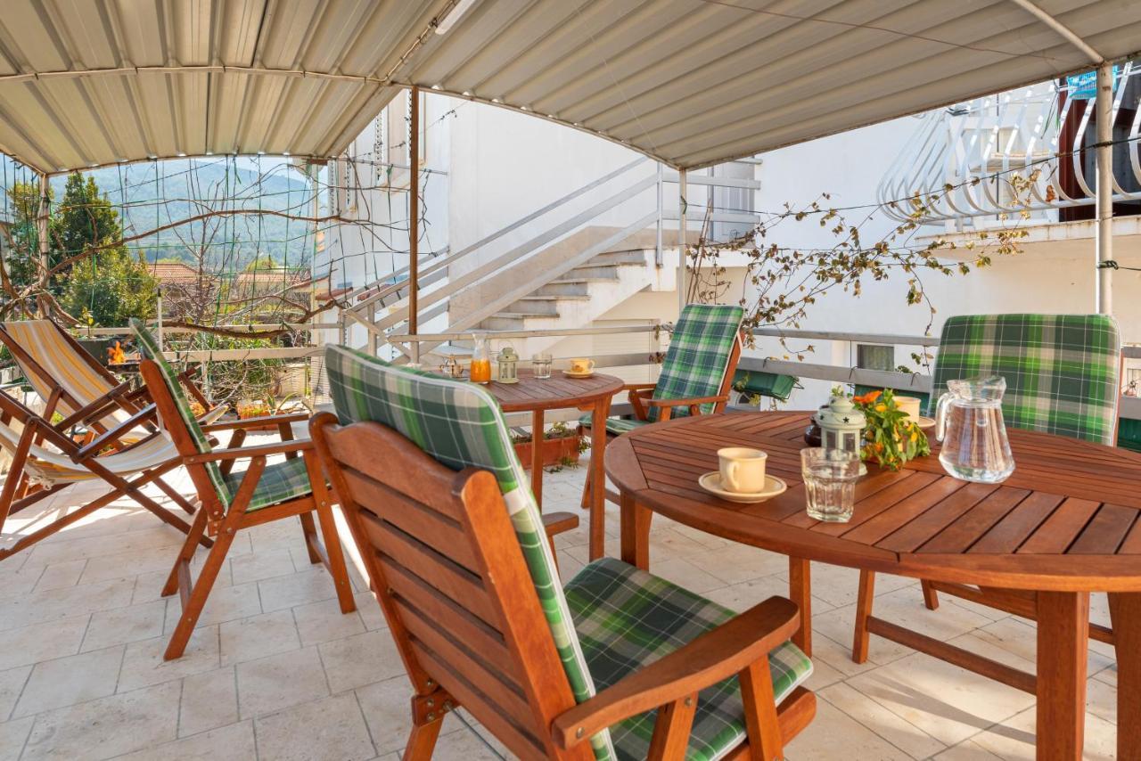 Apartments By The Sea Jelsa, Hvar - 11319 Exterior photo